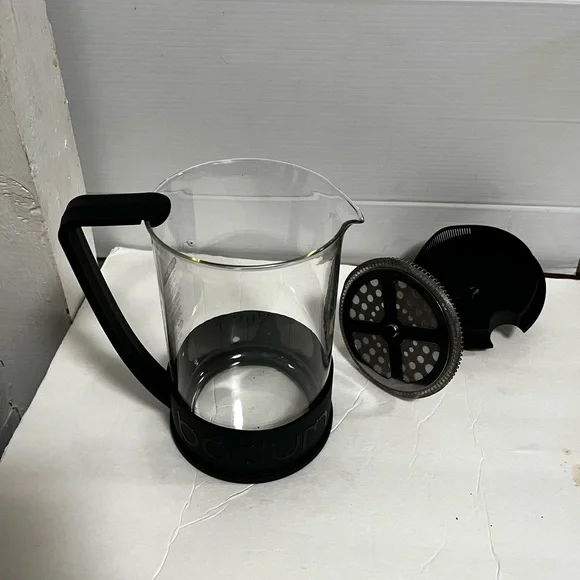 Bodum Black French Press Coffee & Tea Accessory - Picture 10 of 12